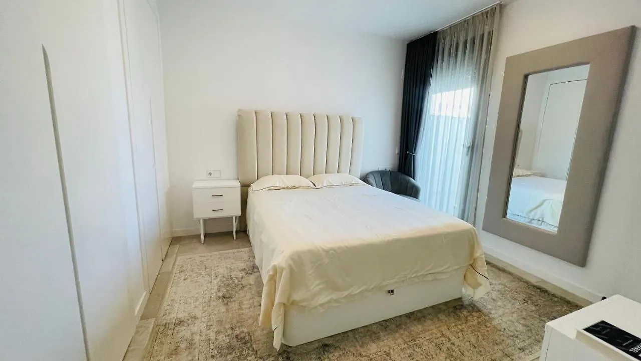 Apartment Estepona South Bay